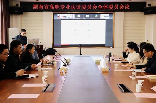 电子商务专业能挂啥证